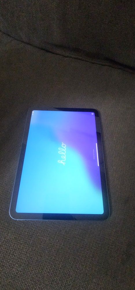 Brand New Ipad A16 128gb