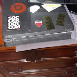 Ps4 (comes With Red Controller) With Cod Cold War 