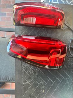 2021 gmc sierra Denali taillights oem
