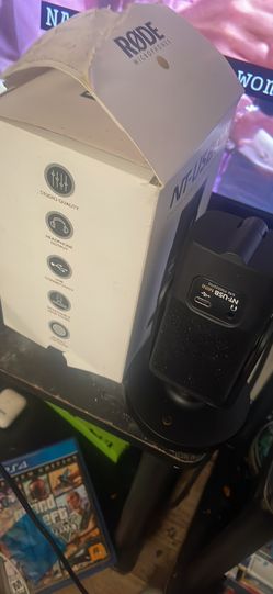 100 Mic Postcasting/recording 