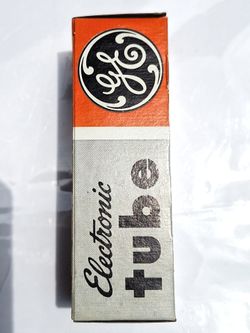 Vintage General Electric 6CA7 / EL34 Fat Boy Vacuum Tube – 1975 NOS MINTcondition. Made in USA. Rare