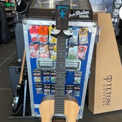 Martin Ed Sheeran 3 Divide Signature Edition Dreadnought Jr Acoustic-Electric Guitar with Gig Bag - Natural