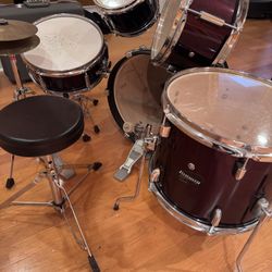 Used Ludwig 5 Piece Accent CS Combo Wine Red Drum Kit - $149