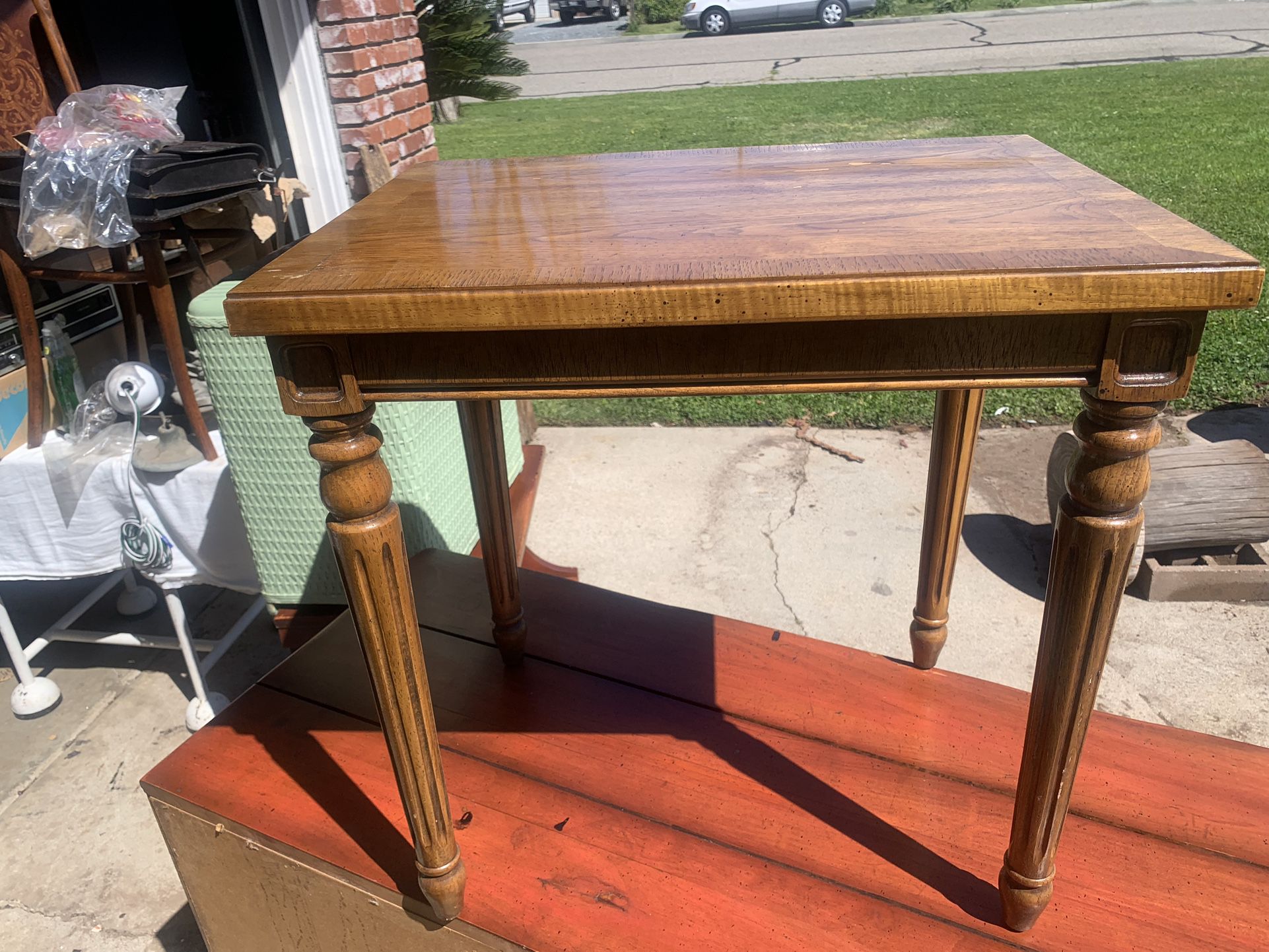 Thomasville End Table 