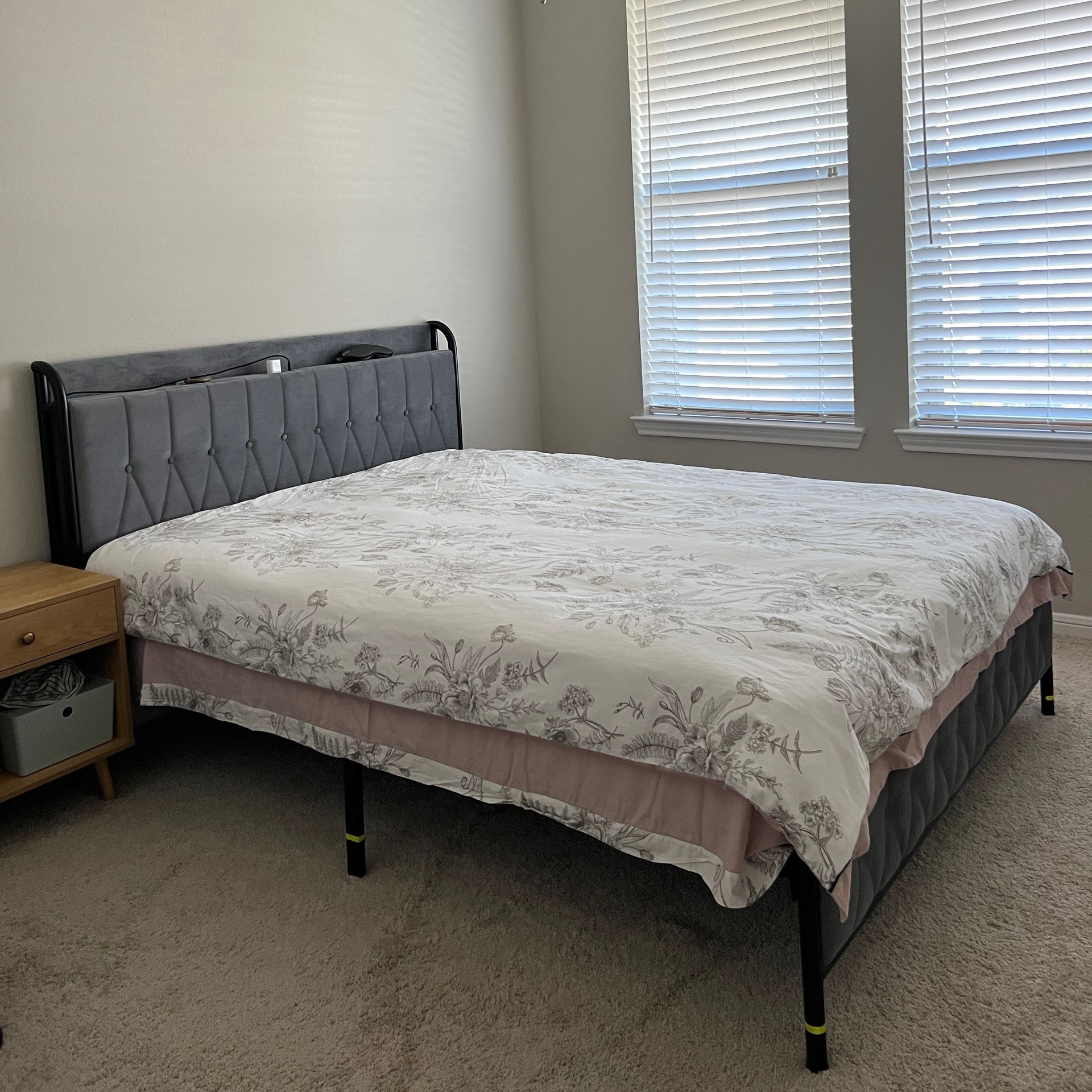 Like NEW-Queen Bed Frame w/ Allswell Mattress