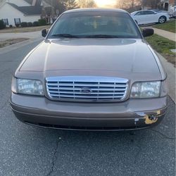 2006 Crown Victoria 