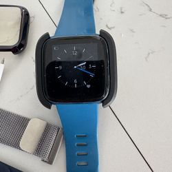 Fitbit With Accessories 