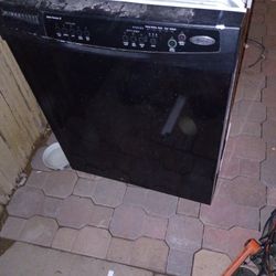 Dishwasher Black