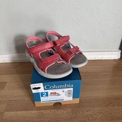 Columbia Techsun Vent Sandal, youth size 2 - in EUC!