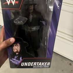 WWE Undertaker Collectible statue - Game Stop Exclusive 