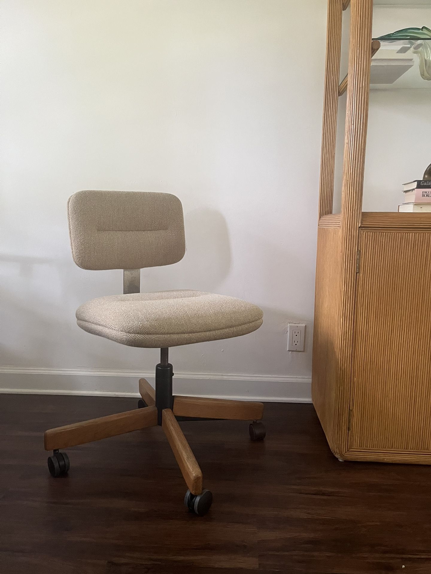 Vintage Office Rolling Chair 