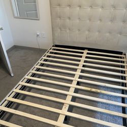 QUEEN BED FRAME IN GREAT CONDITION