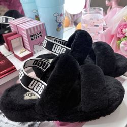 Ugg slippers 