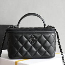 Little sheepskin bag