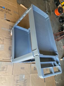 500lb plastic utility cart