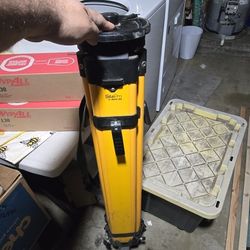 Fiberglass Tripod Sitepro (Brand New)