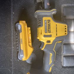 Dewalt Compact Saw