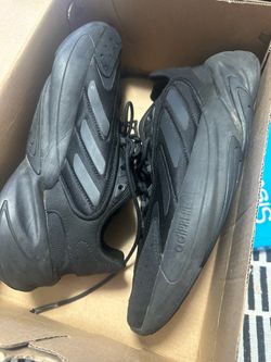 Big kids Adidas size 6
