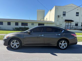 2014 Nissan Altima sv