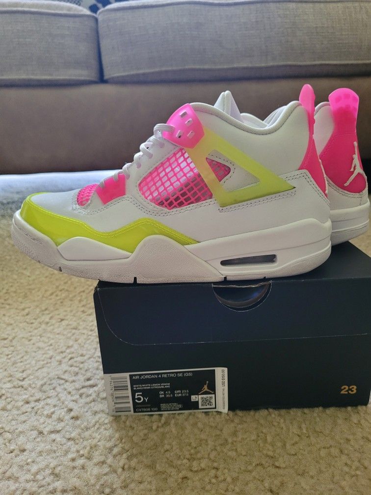 Jordan And Converses Shoes