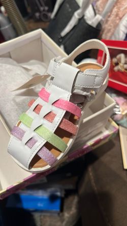 Girls sandles