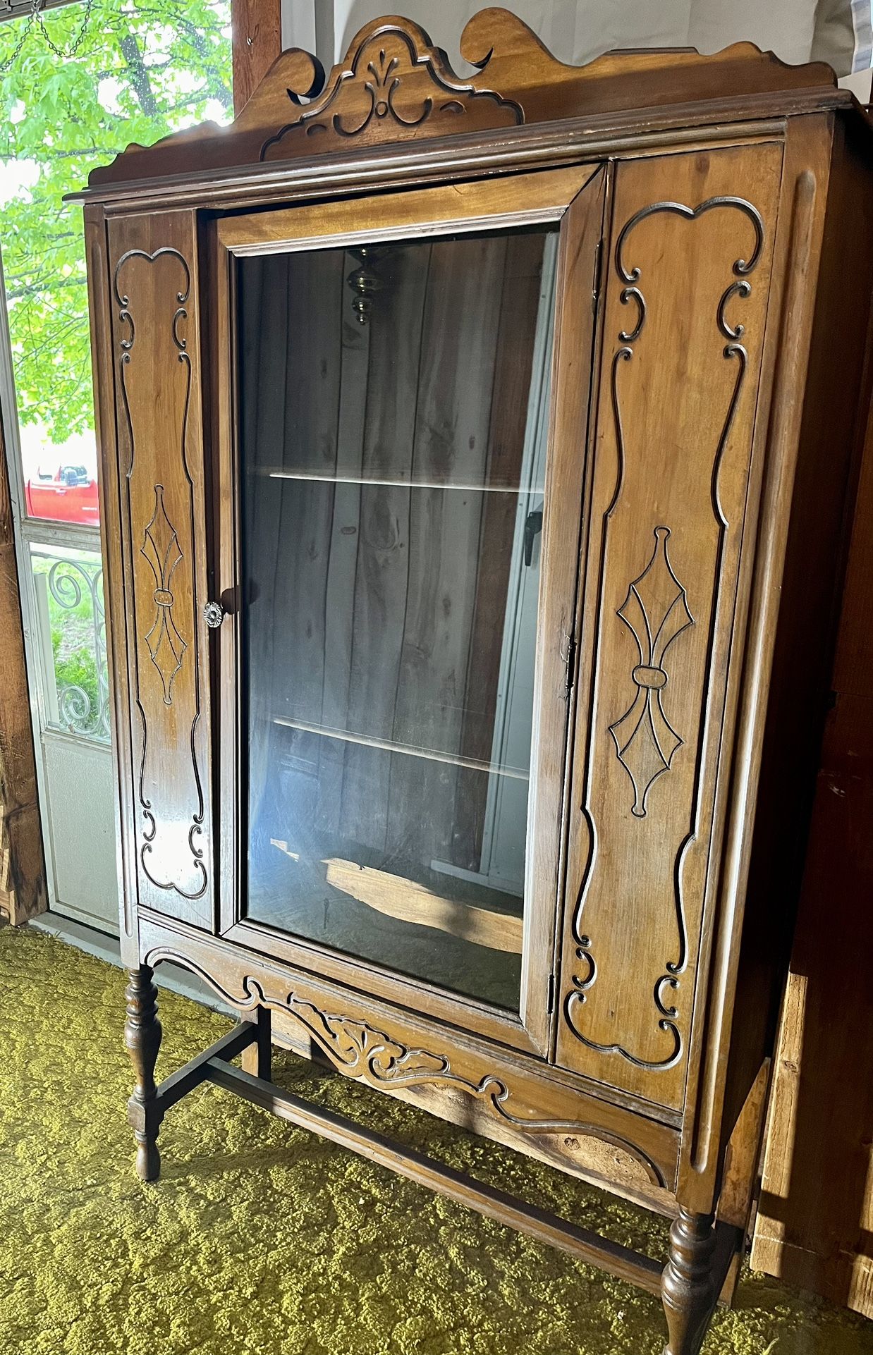 CHINA CABINET | 3-Shelf