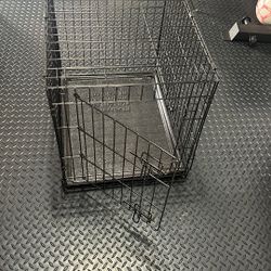 Collapsible Wire Dog Crate with Tray – Great Condition