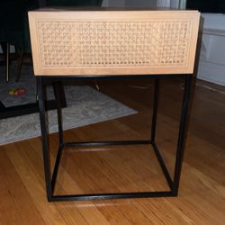 Side Table/ End Table