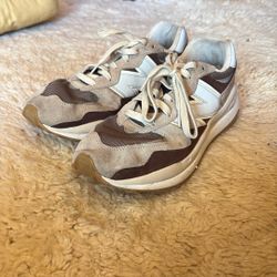 New Balance 57/40- Size 10