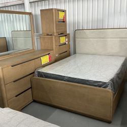 Queen Size Bedroom Set