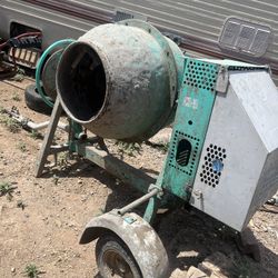 Workman 250 Concrete Gas Powered Concrete Mixer