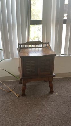 FREE OFFICE FIRNITURE