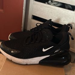Nike Air 270