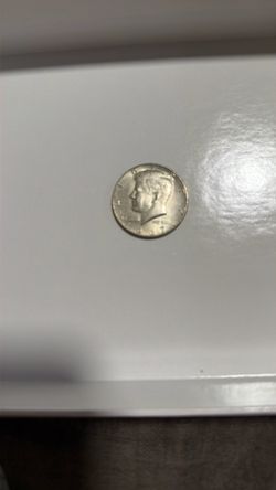 Silver moneda vintage