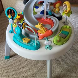 Fisher Price 2-in-1 Sit-to-Stand Activity Table