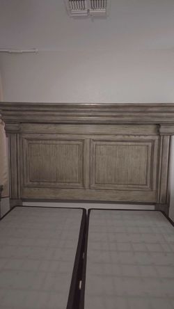 Madison Ridge King storage BedFrame