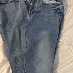 medium wash bootcut jeans