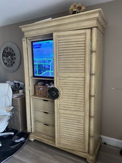 Armoire