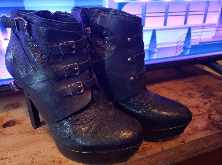 BCBGeneration black booties