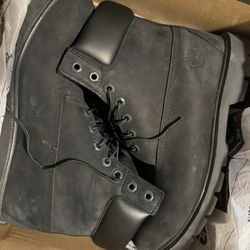 Timberland Boots “Black” Size 10