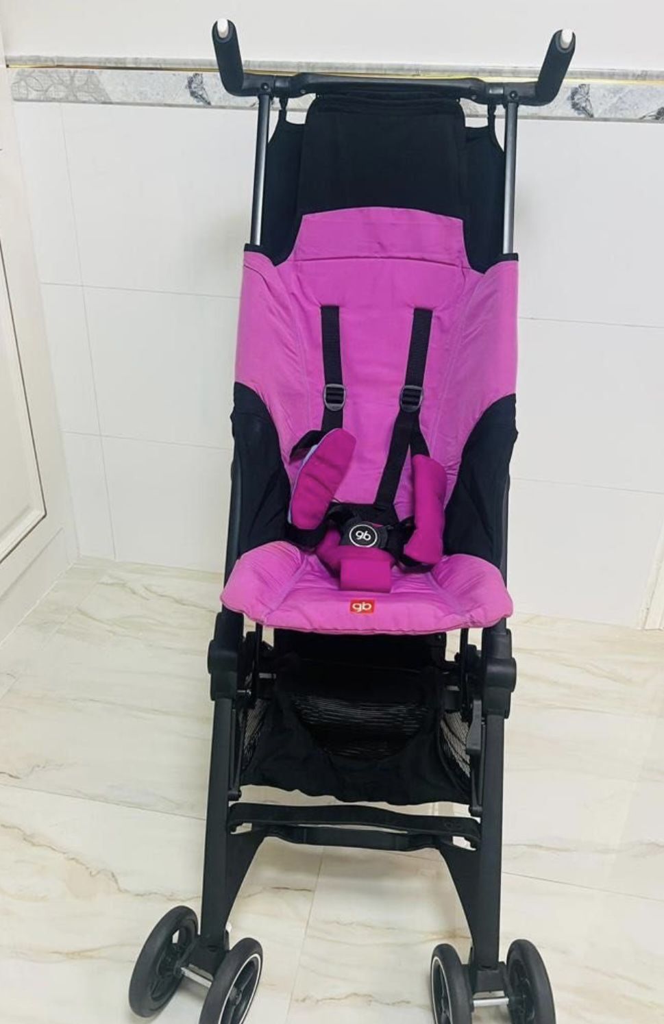 GB pockit stroller Color Pink