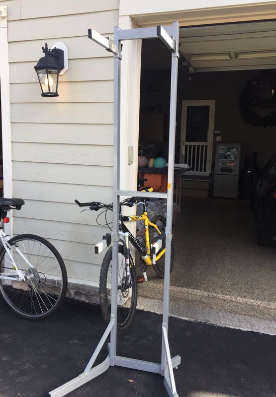 Two bike vertical rack