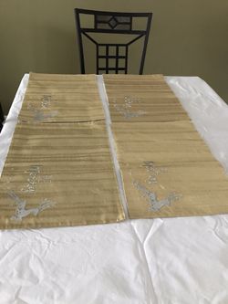 St. Nicholas Square holiday placemats.