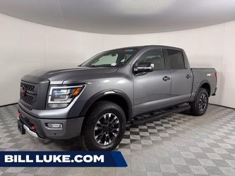 2024 Nissan TITAN