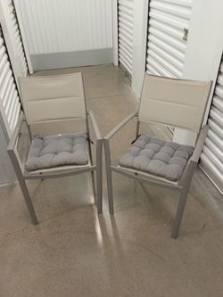 Chairs (2 pack)– w/ Bottom Cushion, Textiline Material and Aluminium