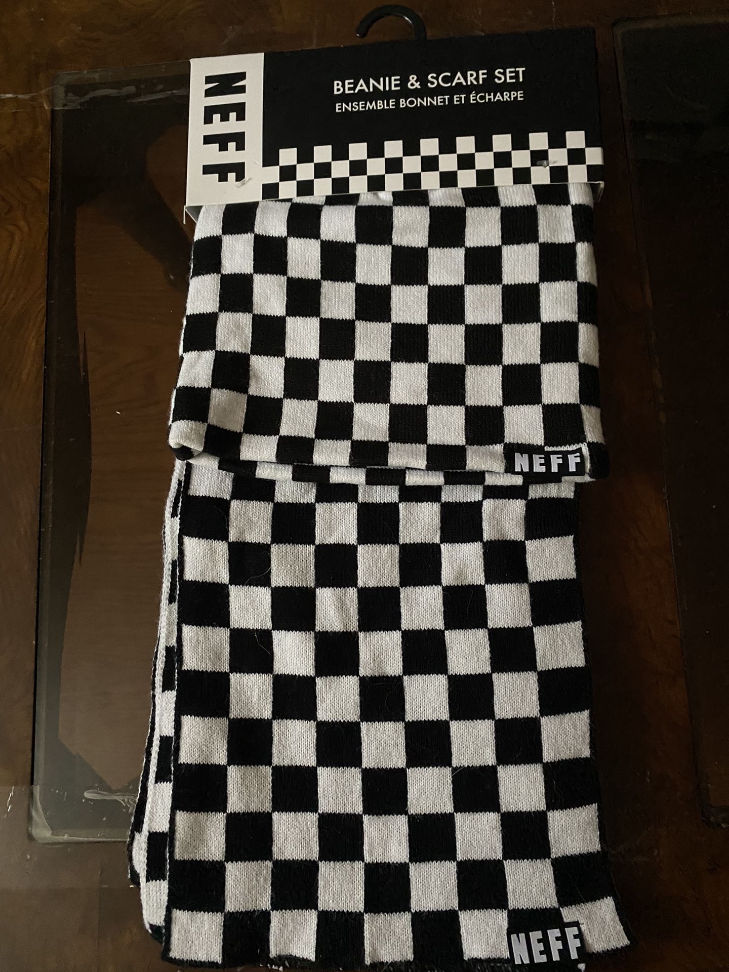 Neff Beanie And Scarf Set (Brand New In The Box!