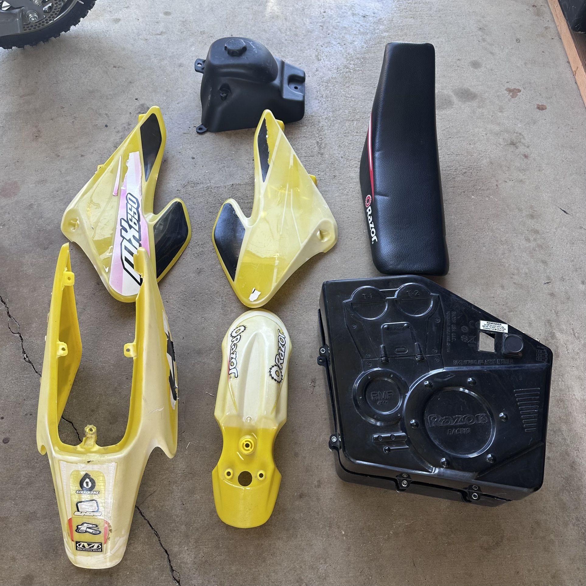Razor MX650 Plastics Fairings Seat OEM Parts