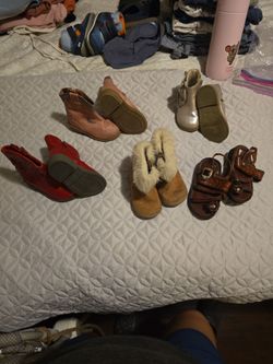 Fre baby girls shoes size 4