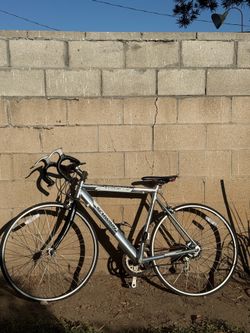 Schwinn Varsity 7005 Road Bike