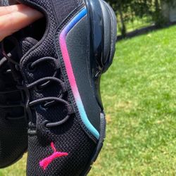 Girls Puma’s